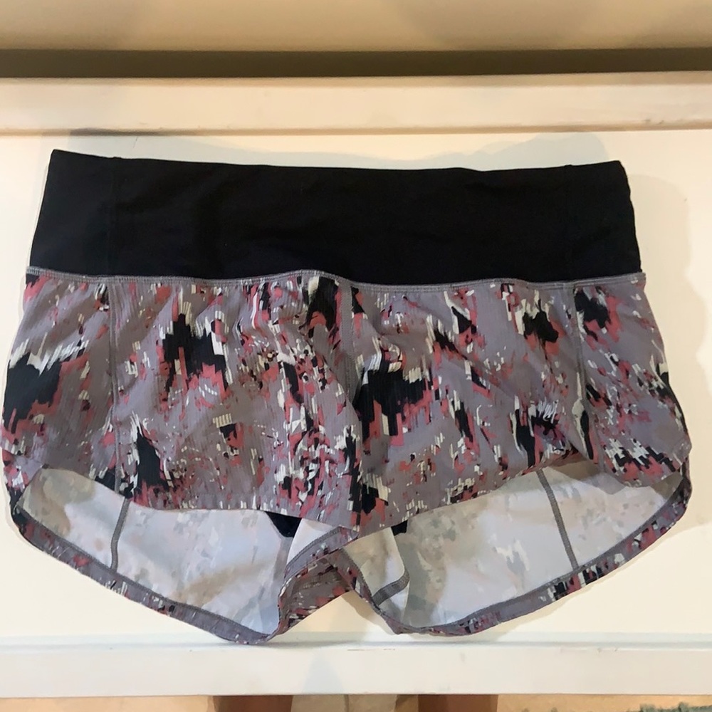 LULULEMON SPEED UP SHORT